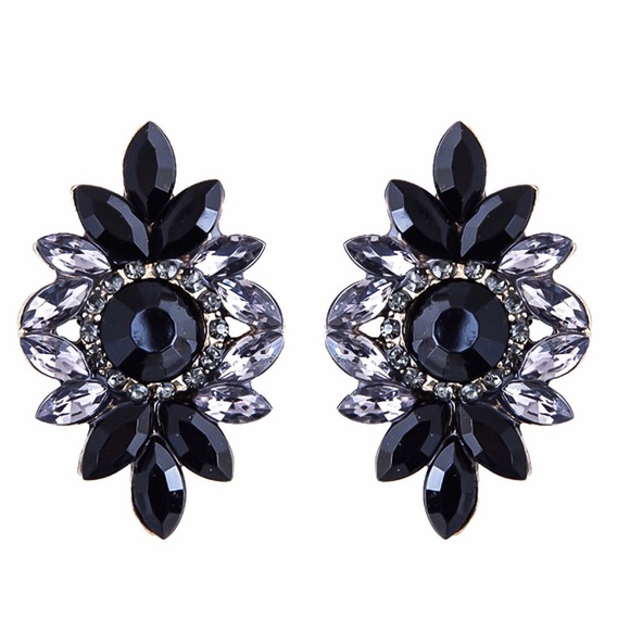 Jewelry - Black & Gray Antique Look Gem Stud Earrings
